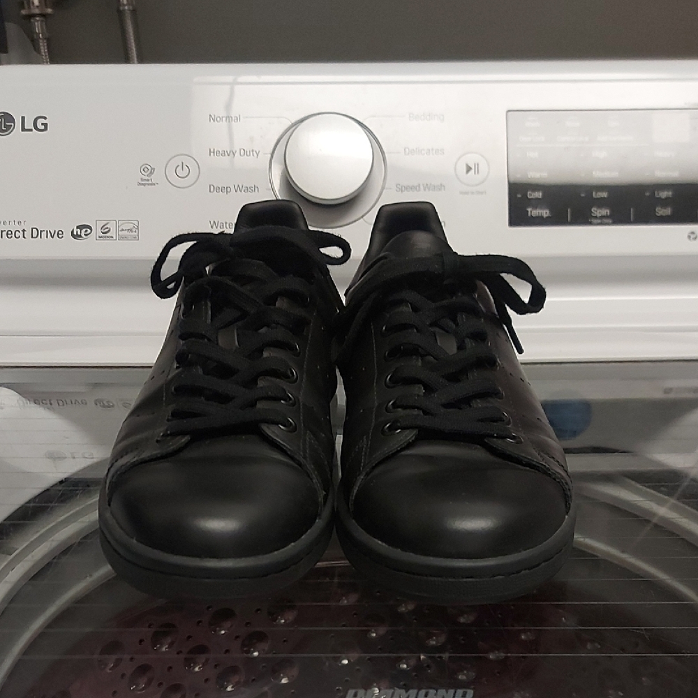 Adidas Stan Smith Triple Black Sneakers